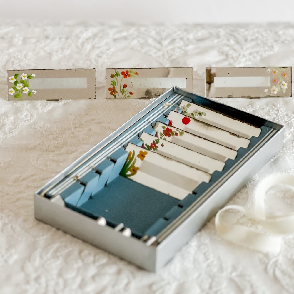 Vintage Mercury Glass Erasable Name Plates Place Card with Hand Painted Flowers - Picture 2 of 15